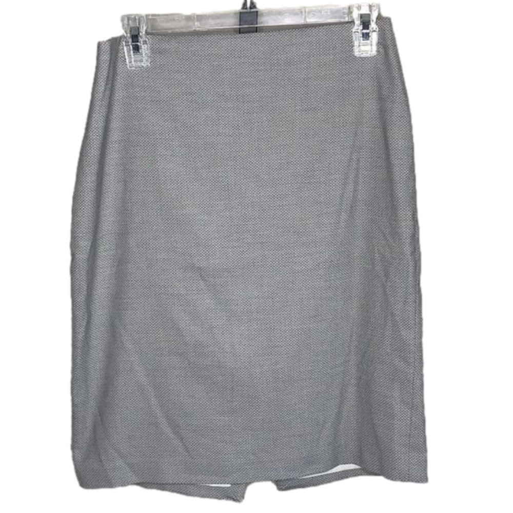 𝅺whbm White House Black Market Skirt